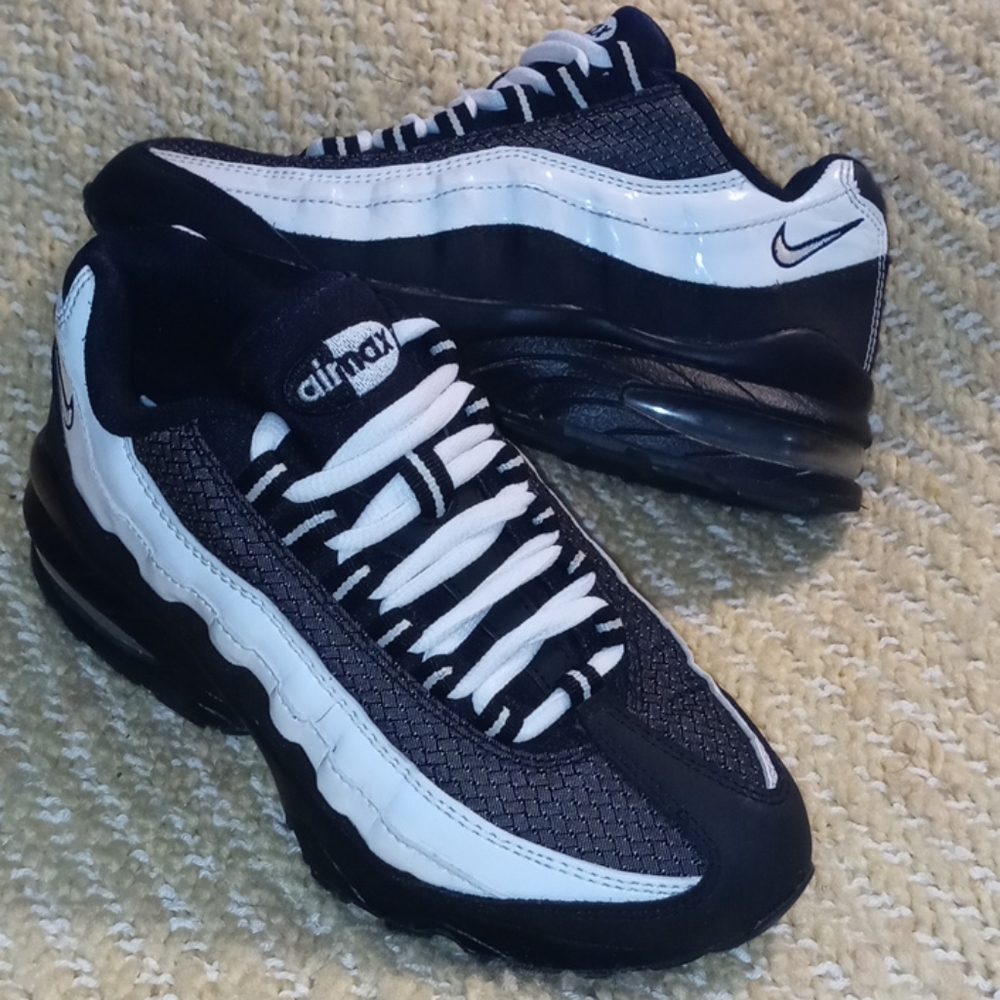 Nike Air Max 95 Tuxedo
